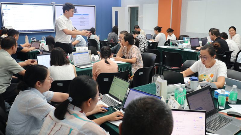 成人高考准考证打印黑白还是彩色